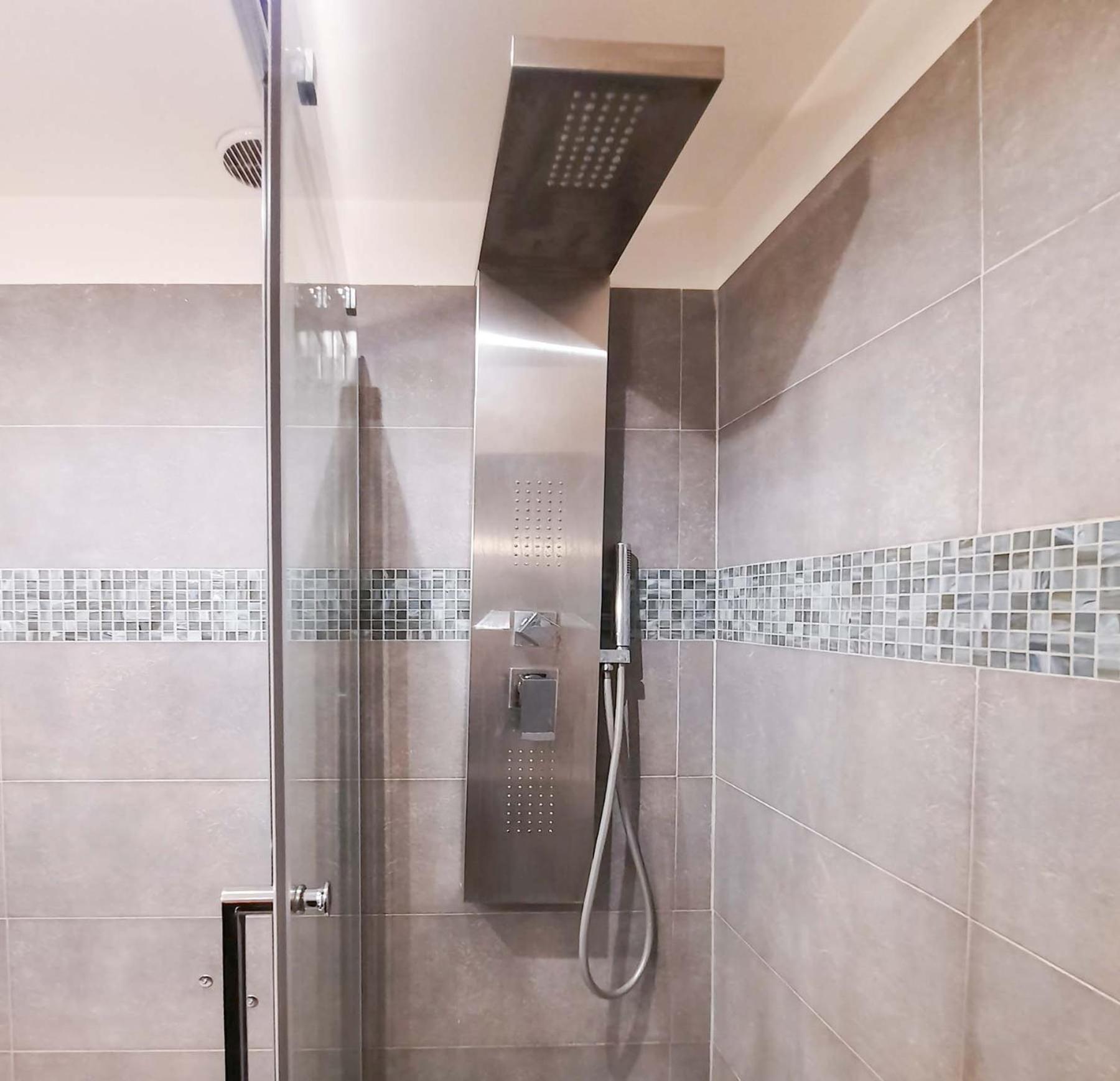 Colosseum Cosy Apartment Close To Metro Рим Экстерьер фото